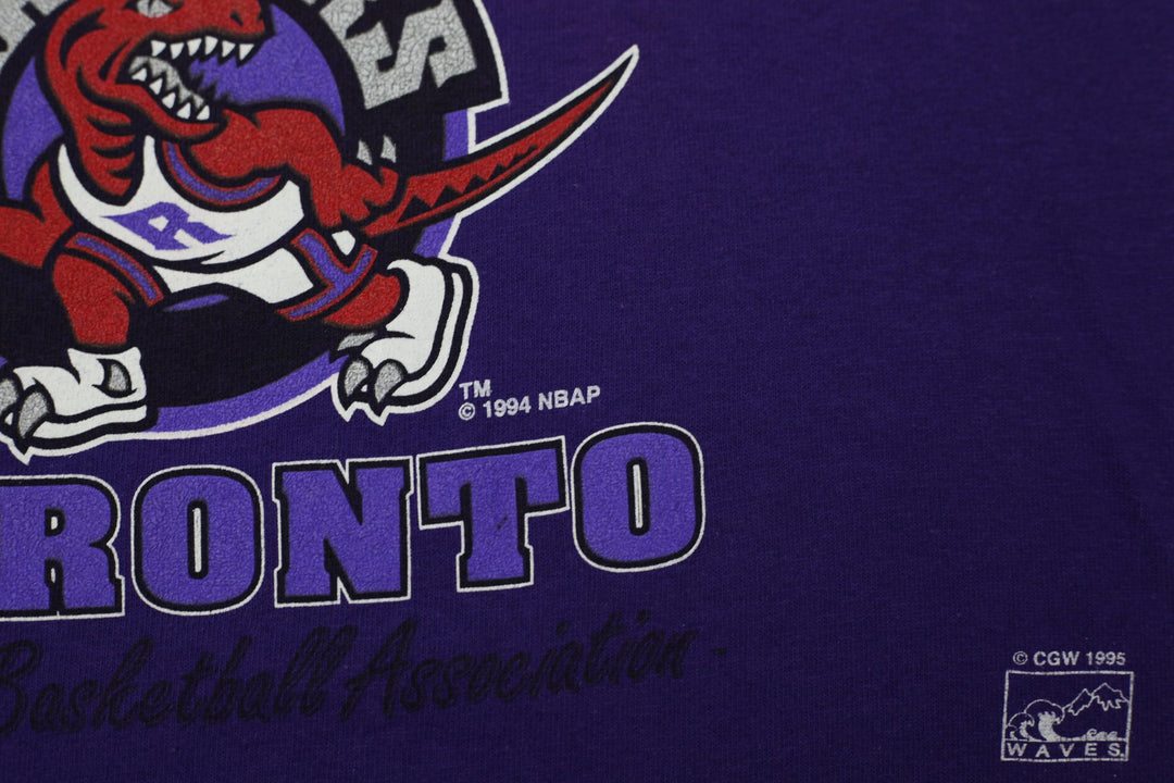 Vintage 90s Toronto Raptors Slam Dunk Action NBA Purple Basketball T-Shirt M | Migration_T-Shirts - Detail Vi | Fashion Rerun