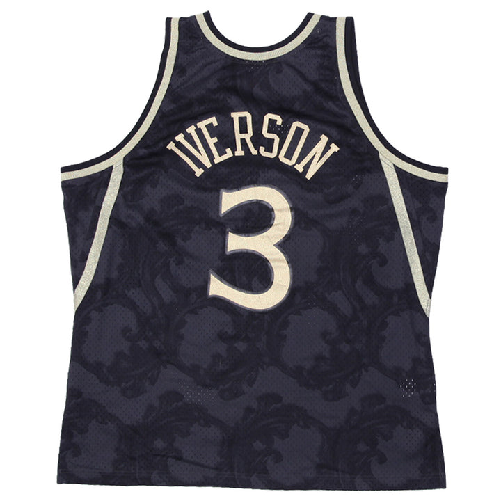 Mens Mitchell & Ness Allen Iverson Philadelphia 76ers Black Hardwood Classics Toile Swingman Jersey
