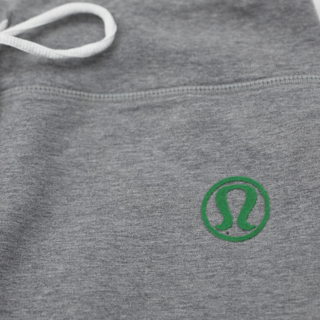 Ladies Lululemon Heather Grey Drawstring Pants Green Logo Straight Leg Sweatpants