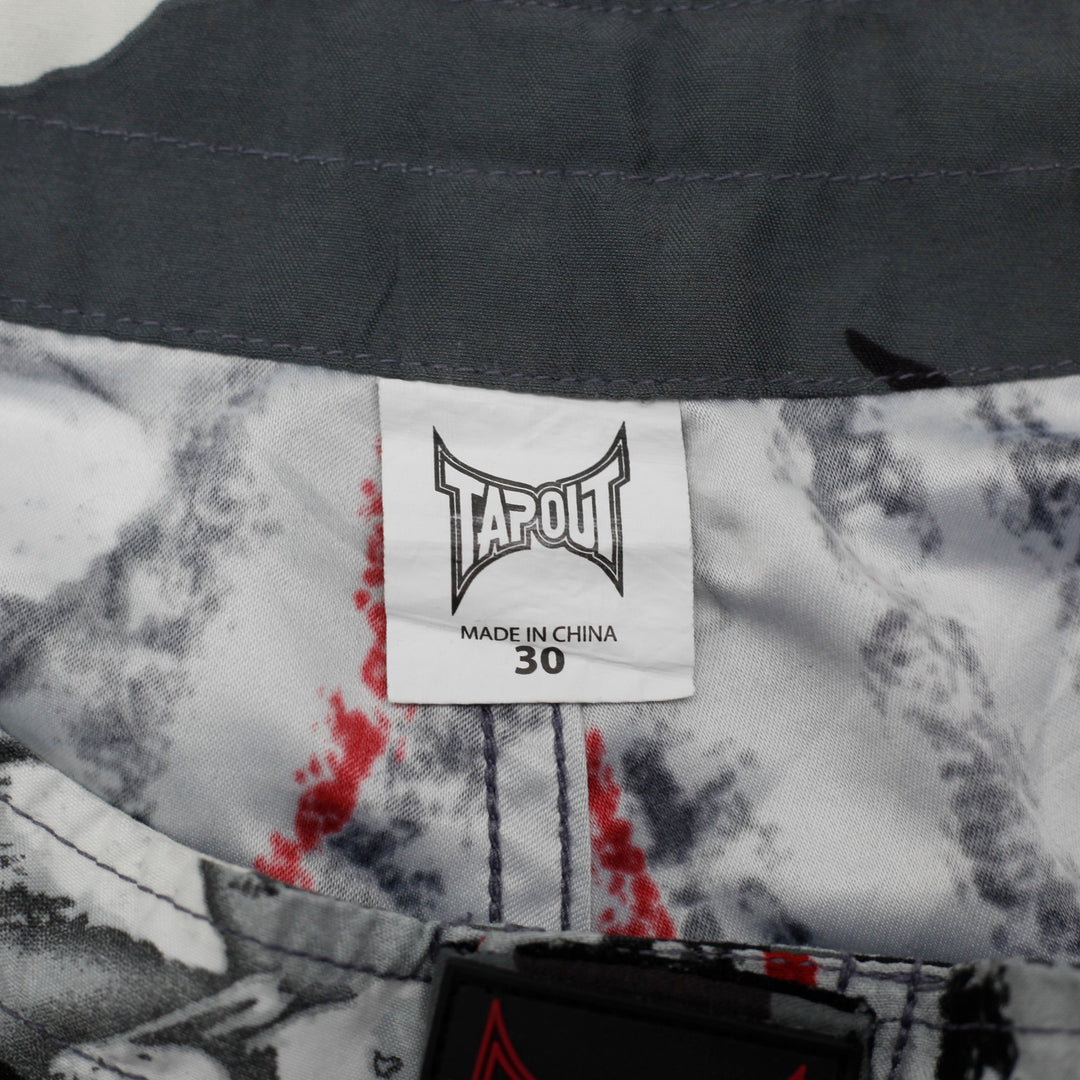 Tapout Camo Skull Print Graphic Shorts Size 30 | Migration_Shorts - Back View | Fashion Rerun