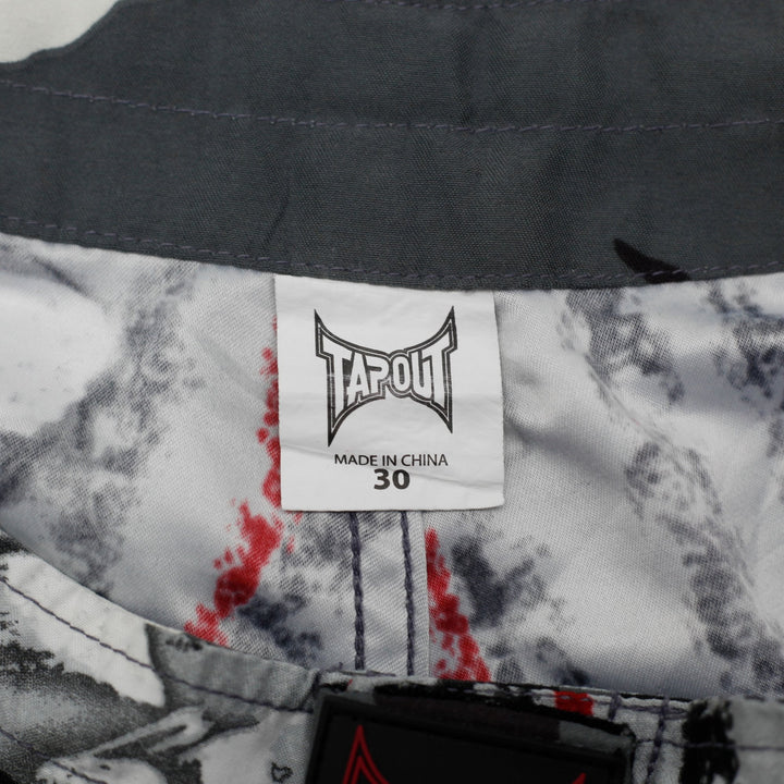 Tapout Camo Skull Print Graphic Shorts Size 30 | Migration_Shorts - Back View | Fashion Rerun