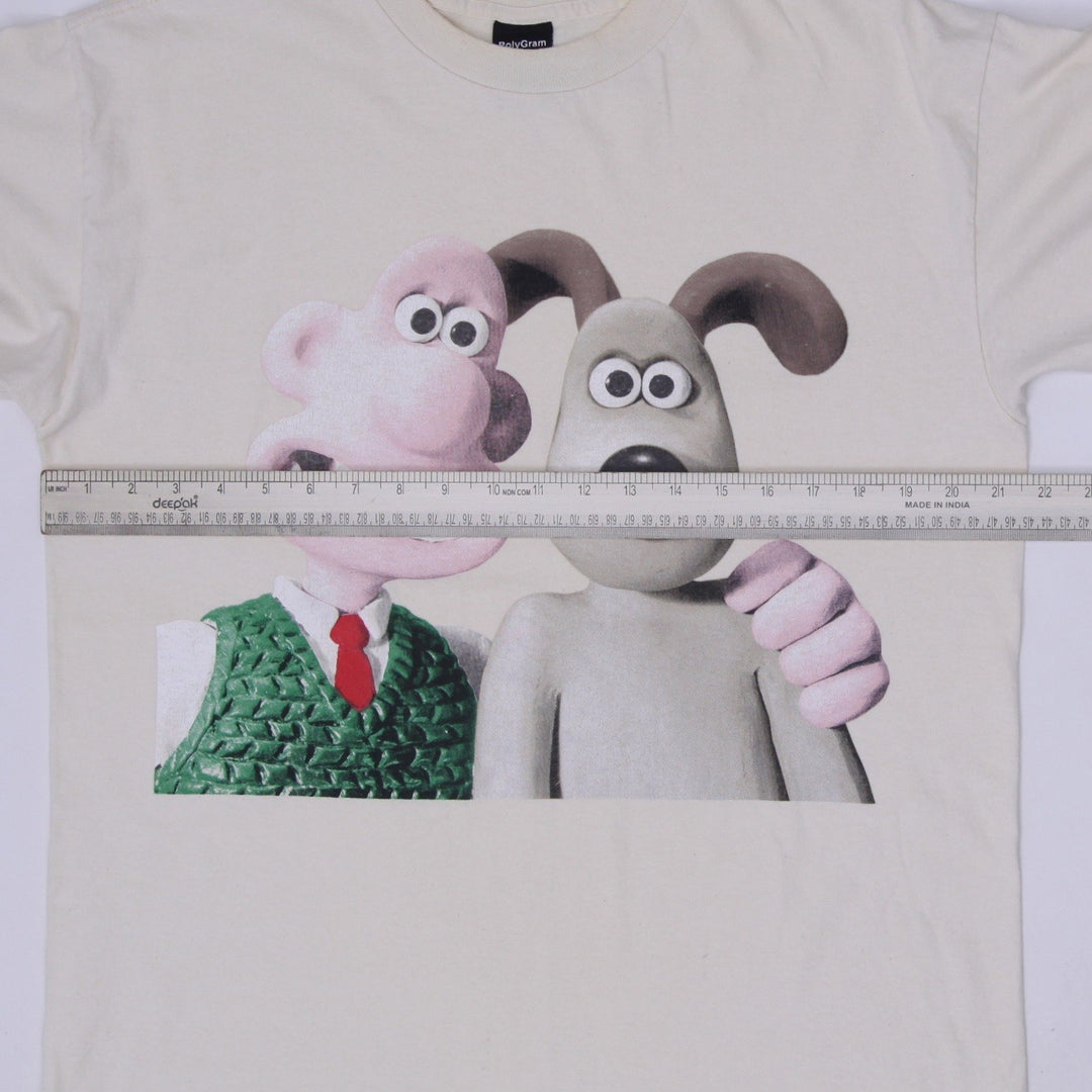 Vintage 90s Wallace and Gromit Character Graphic T-Shirt Cream PolyGram Size L