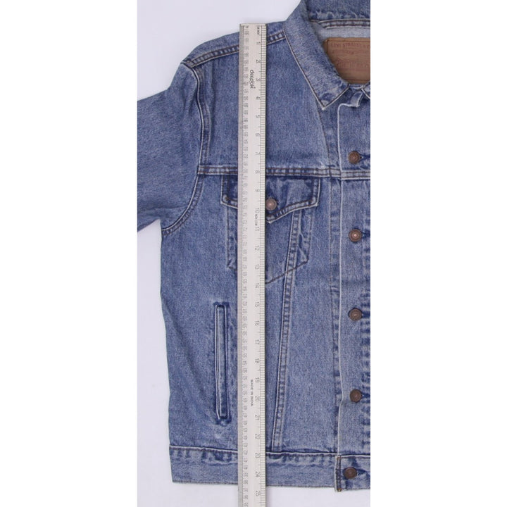 Vintage 75506-0412 Levi's Denim Trucker Jacket Washed Blue Size 40 | Migration_Jackets - View 6 | Fashion Rerun