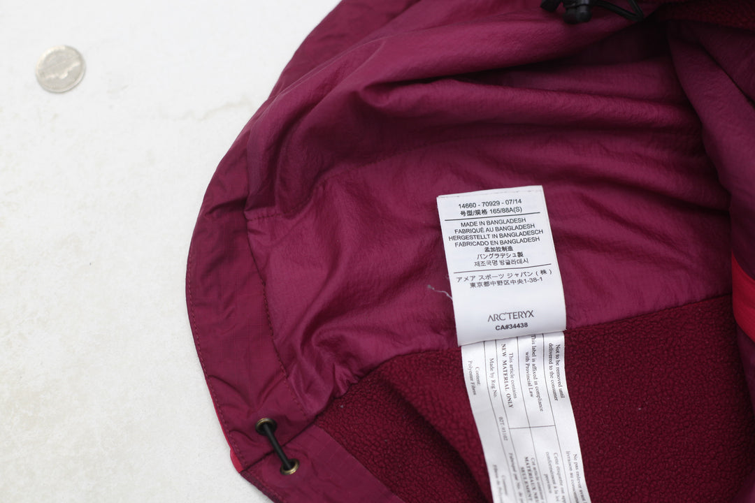 Ladies Arc'teryx SoftShell Zip Up Hooded Jacket