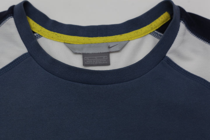 Vintage Nike Early 2000's Swoosh Embroidered T-Shirt XL