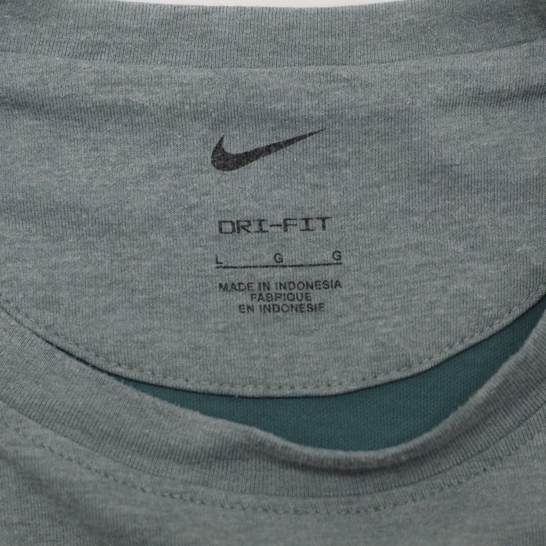 Mens Nike Dri-FIT UV Hyverse Short-Sleeve Training T-Shirt Size L