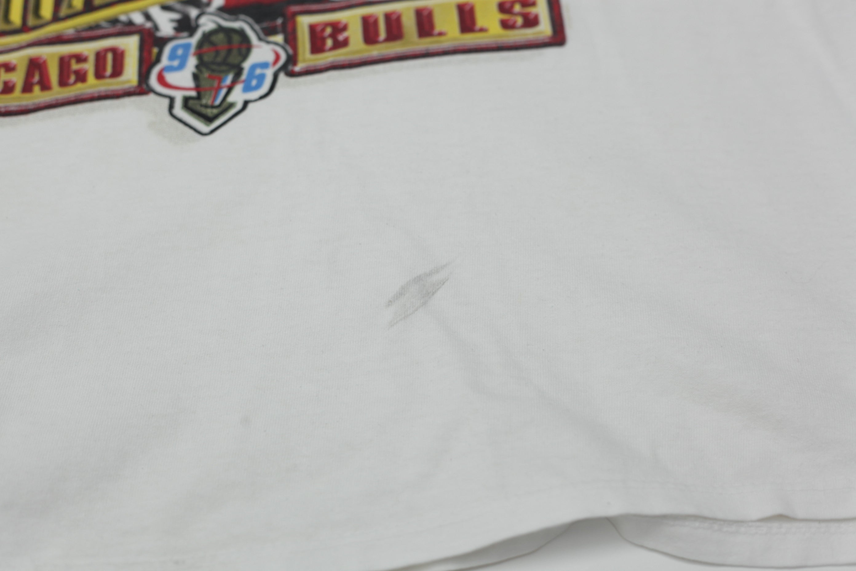 Shop 1996 Vintage Chicago Bulls NBA Champions T-Shirt S.Stitch