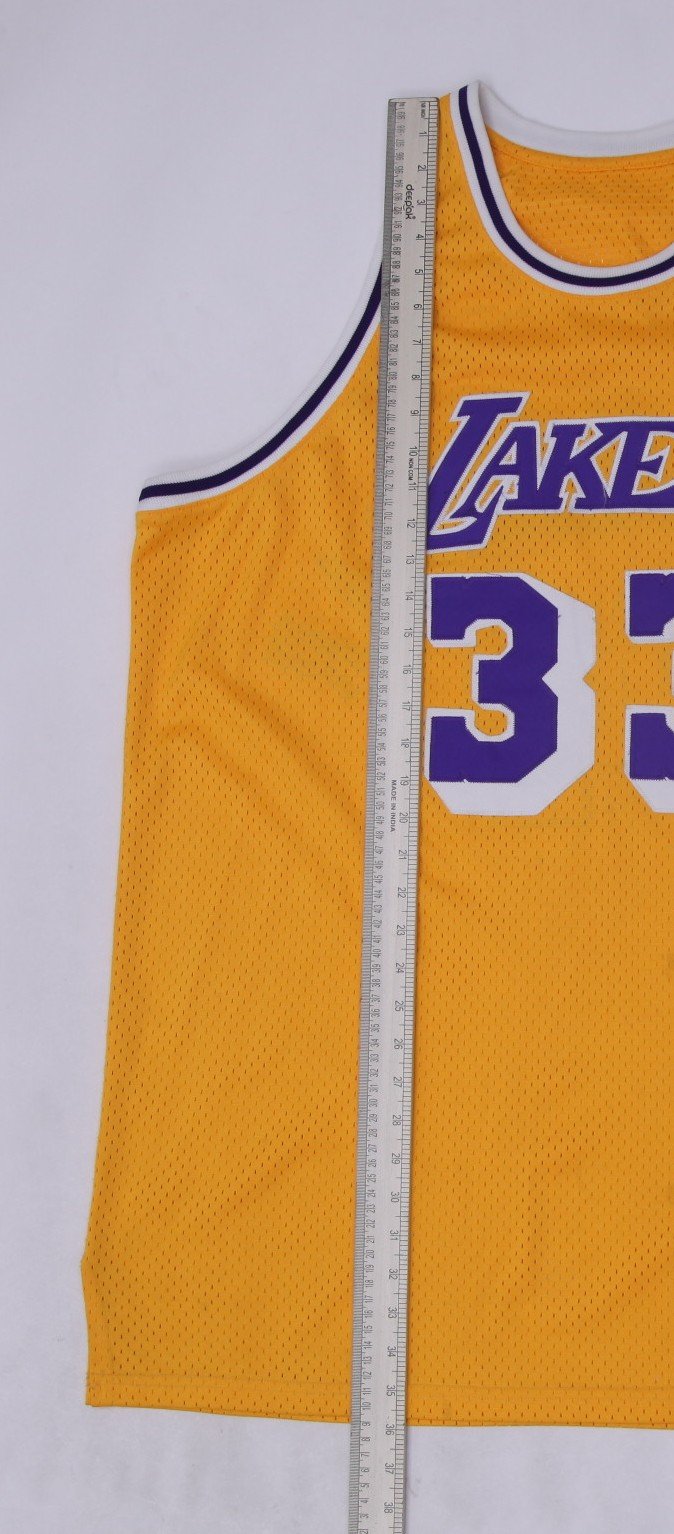 Vintage 1984-85 Mitchell & Ness Los Angeles Lakers Kareem Abdul-Jabbar #33 Basketball Jersey | Migration_Jers | Fashion Rerun