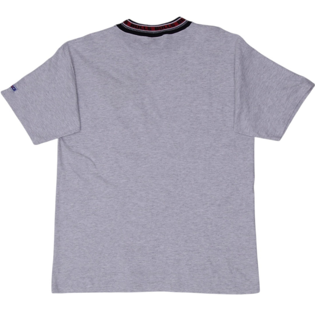 Vintage Trench Ultra T-Shirt Gray Chicago Bulls Graphic Made In USA XL | Migration_T-Shirt - Side View | Fashion Rerun