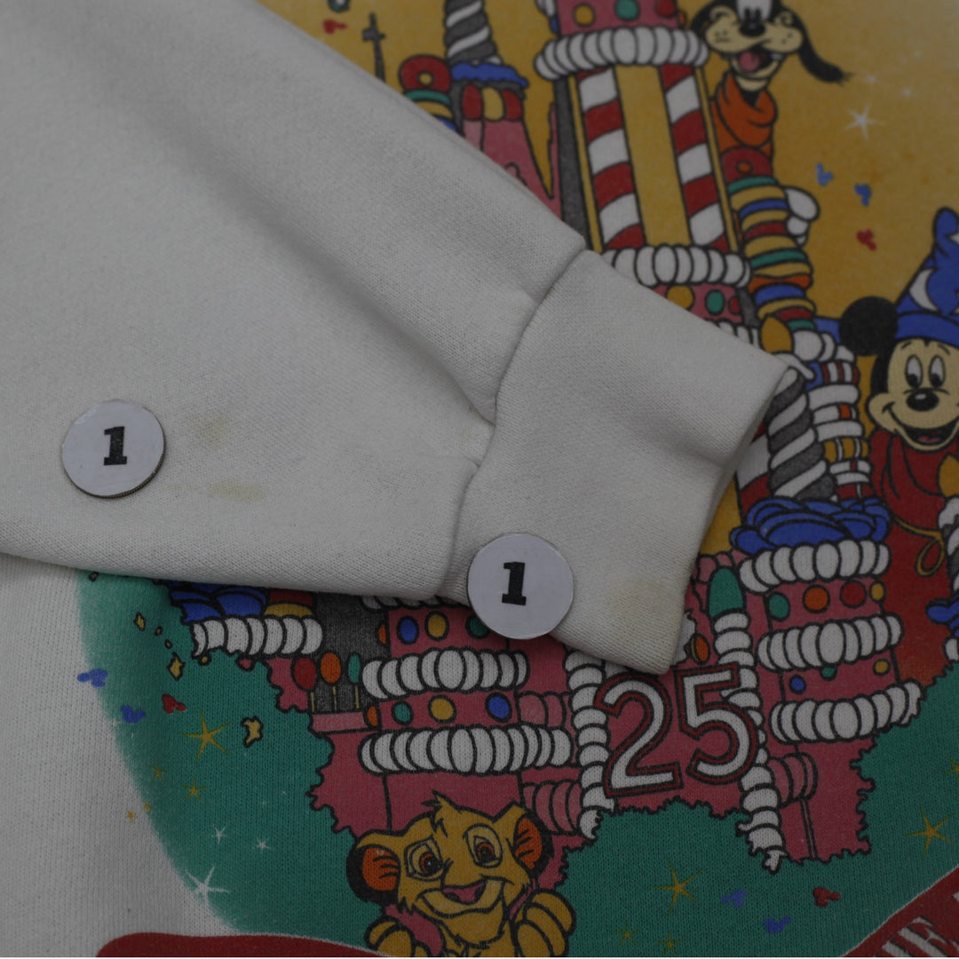 Vintage Walt Disney World 25th Anniversary Cake Castle White Sweatshirt M | Migration_Sweatshirt - Detail Vie | Fashion Rerun