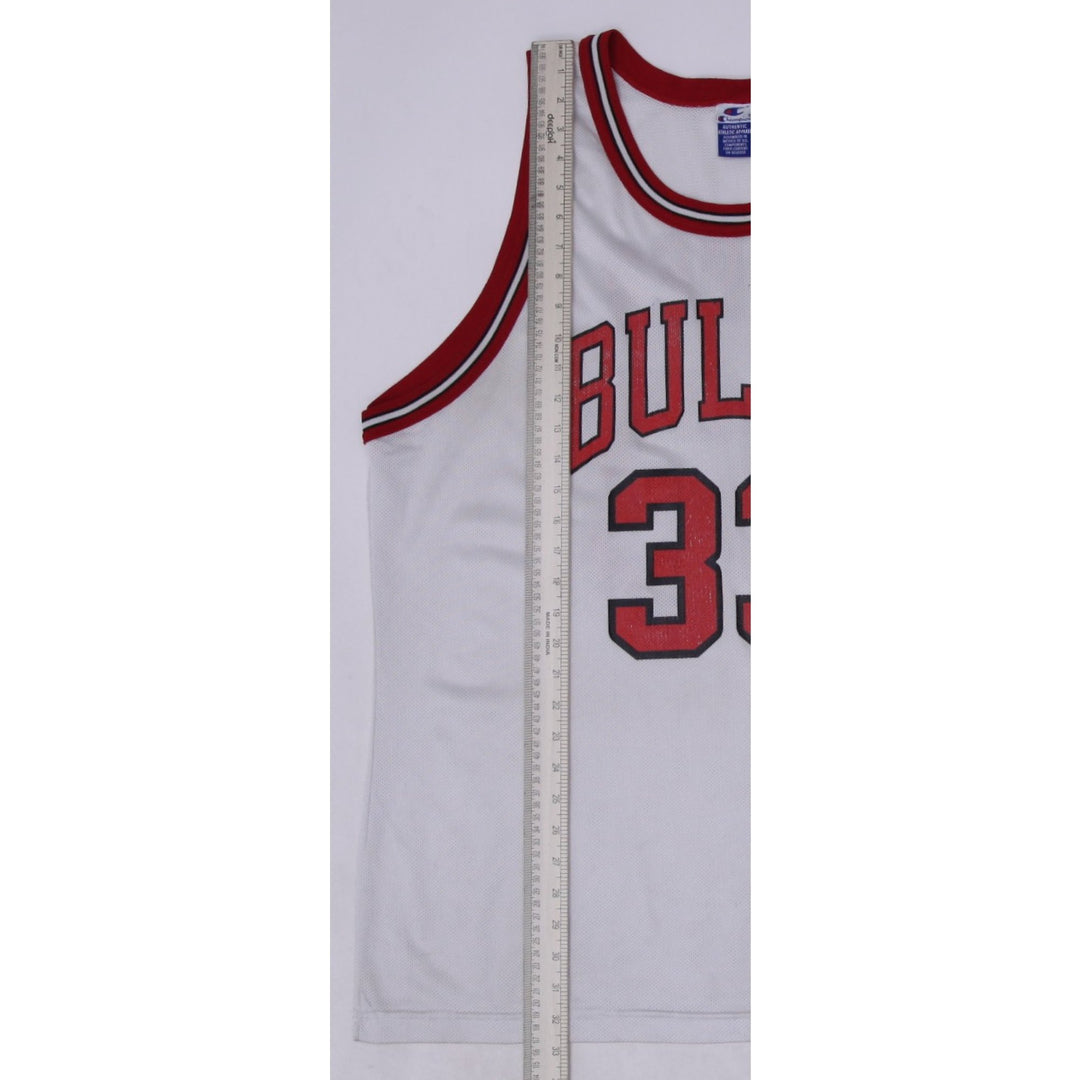 Vintage Champion Chicago Bulls Scottie Pippen #33 White Jersey Size 52 | Migration_Jerseys - View 9 | Fashion Rerun