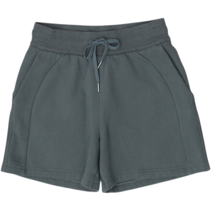 Ladies Lululemon Scuba High-Rise Shorts Size 6