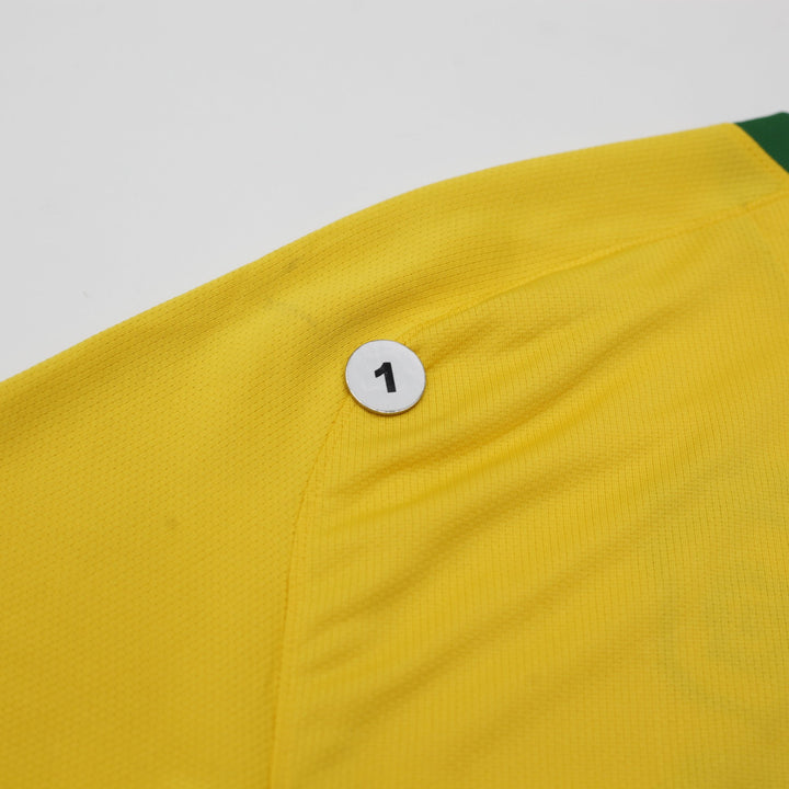 Mens 2010 Nike Brazil Home Football Jersey #10 Size L