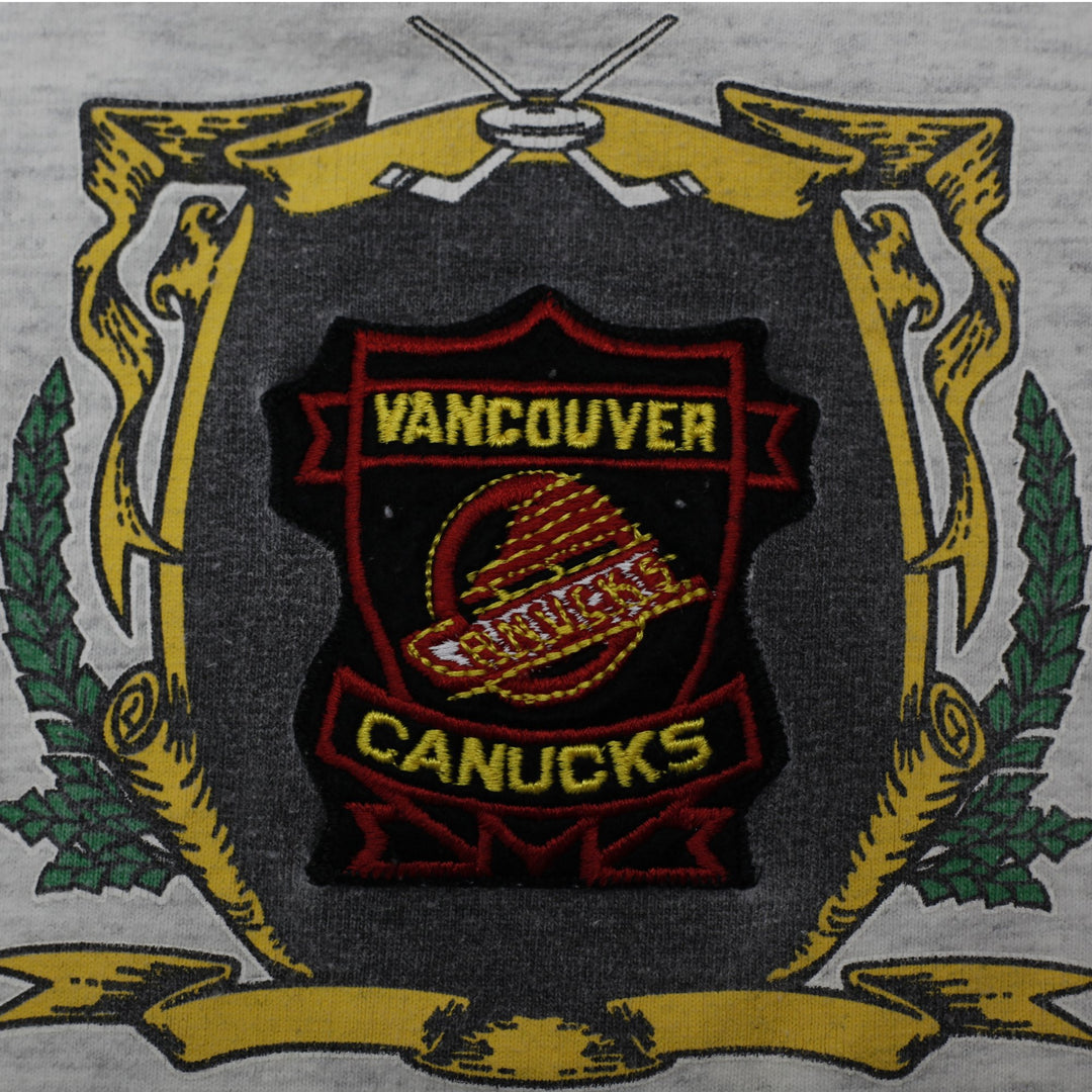 Vintage 1990s Vancouver Canucks Graphic T-Shirt Size M