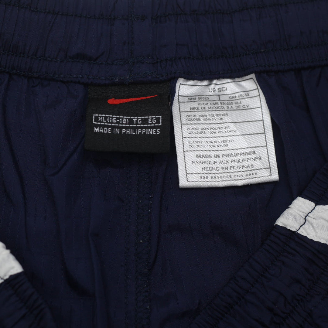 Vintage Ladies Embroidered Nike Logo Sports Shorts