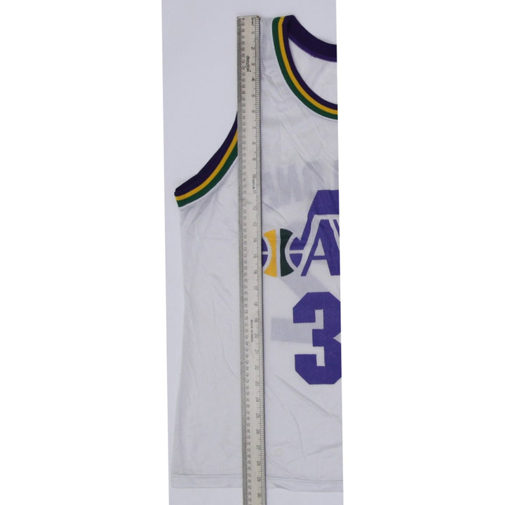 Vintage Champion NBA Utah Jazz #32 K. Malone Basketball Jersey
