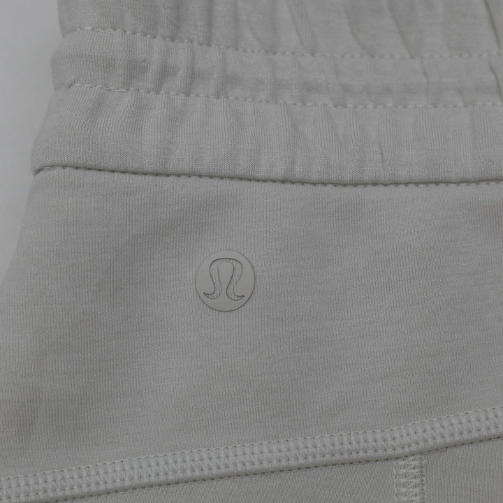 Ladies Lululemon Align High-Rise Short Bone Off-White Nulu Fabric Yoga Shorts 6