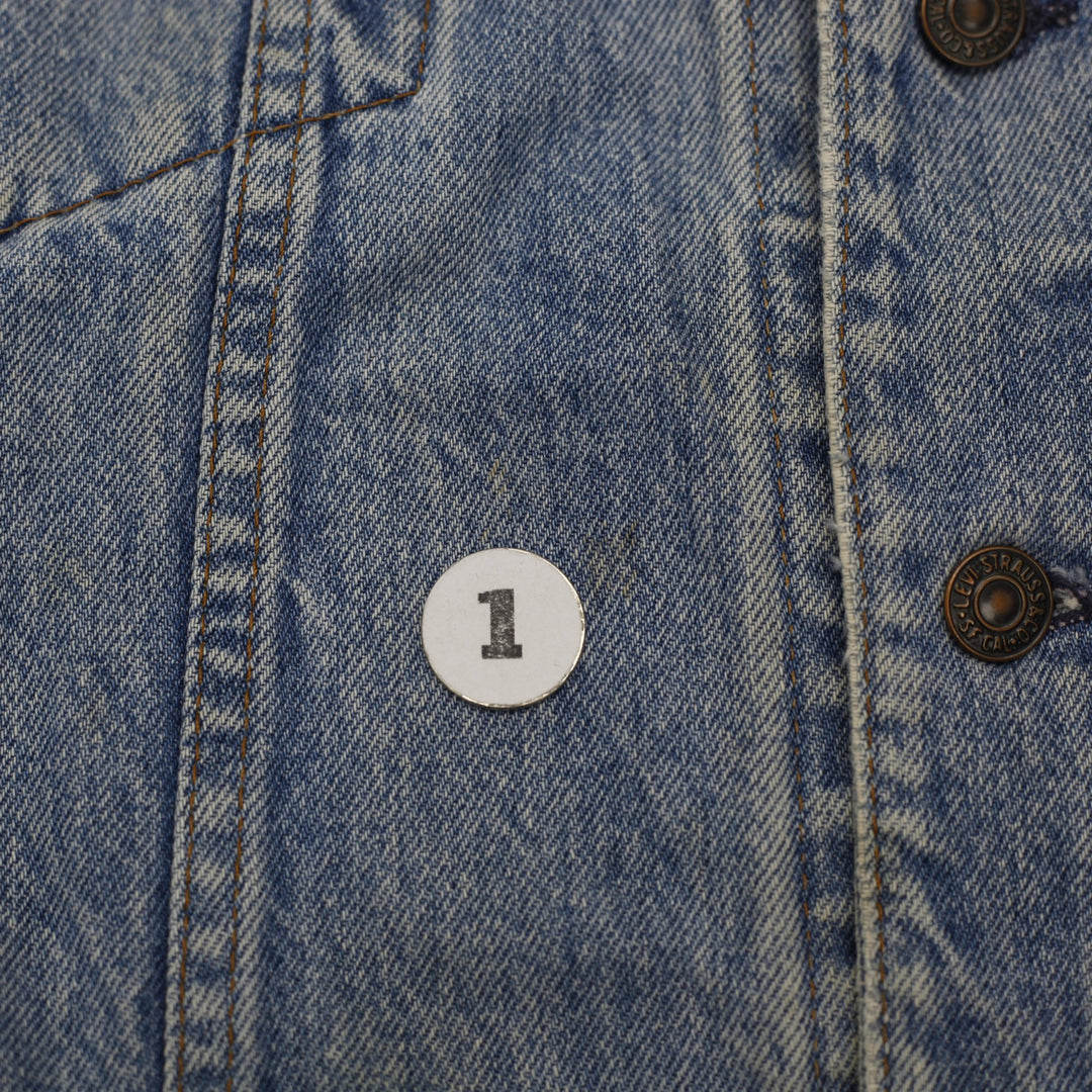 Vintage 90s Levis 75532 Denim Trucker Jacket Size M | Migration_Jackets - View 8 | Fashion Rerun