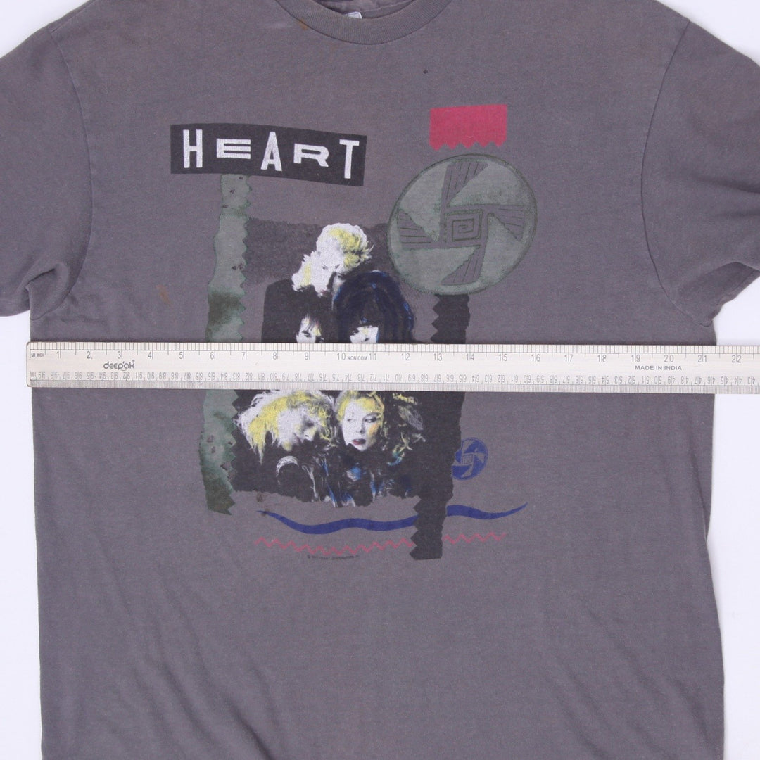 Vintage Vintage 1987 Heart Bad Animals Tour T-Shirt Size XL
