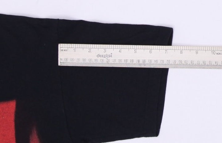 Vintage Mens WWF Undertaker T-Shirt Black Graphic Wrestling Tee