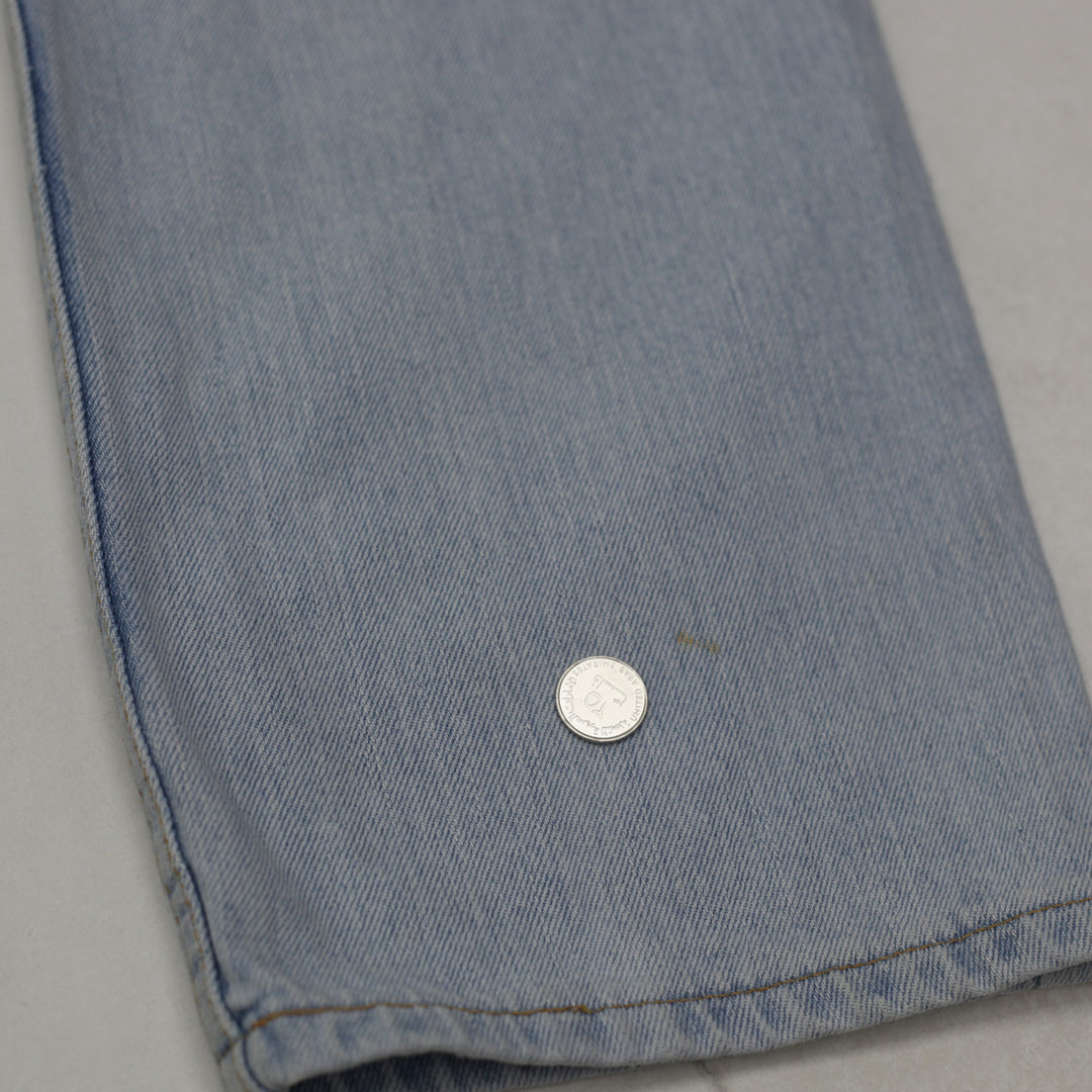 Vintage Levi Strauss 505 Lower Rise Straight Leg Jeans Made in USA Ladies - Fashion Rerun Vintage Migration_Pants