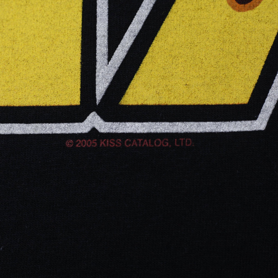 Vintage KISS Flame Graphic Band T-Shirt Size L | Migration_T-Shirts - View 6 | Fashion Rerun