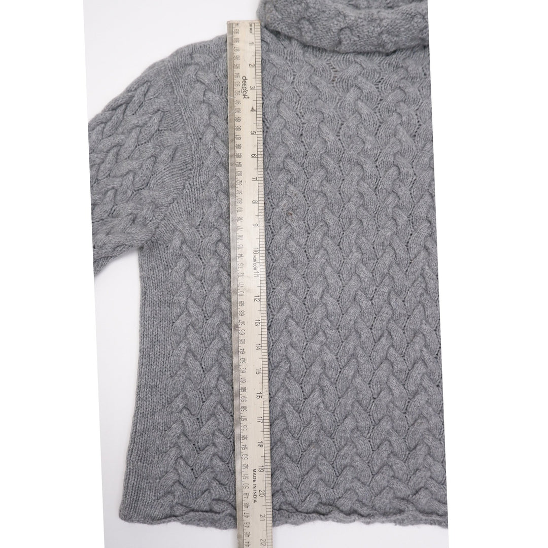 Ladies Neiman Marcus Cable Knit Turtleneck 100% Cashmere Sweater