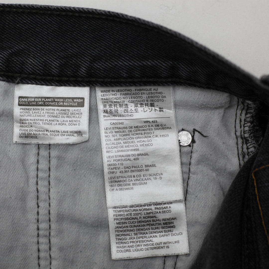 Vintage Levi’s 550 Relaxed Fit Black Denim Jeans Size W33 L32