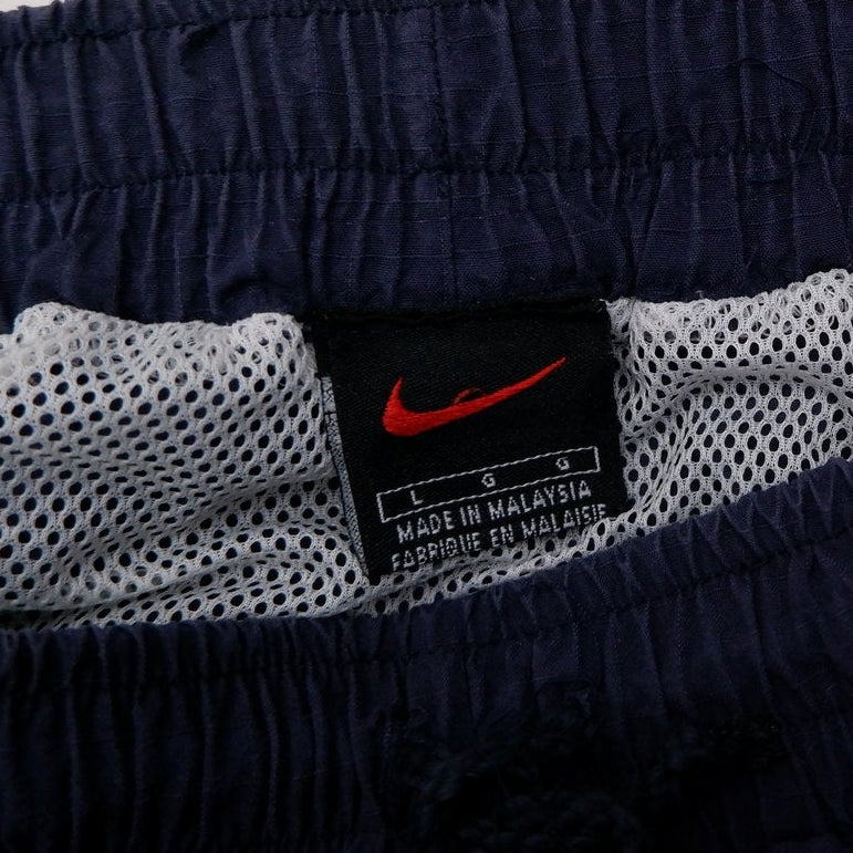 Vintage Mens Nike Shorts Navy Blue Drawstring Casual | Migration_Shorts UAENAT20 - Back View | Fashion Rerun