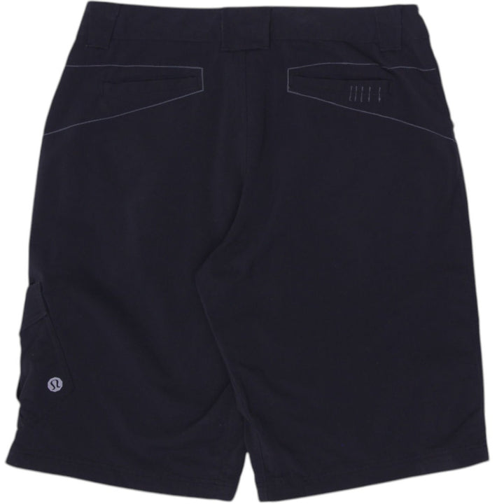 Lululemon Lightweight Quick Dry Cargo Shorts Size L | Migration_Shorts - Side View | Fashion Rerun