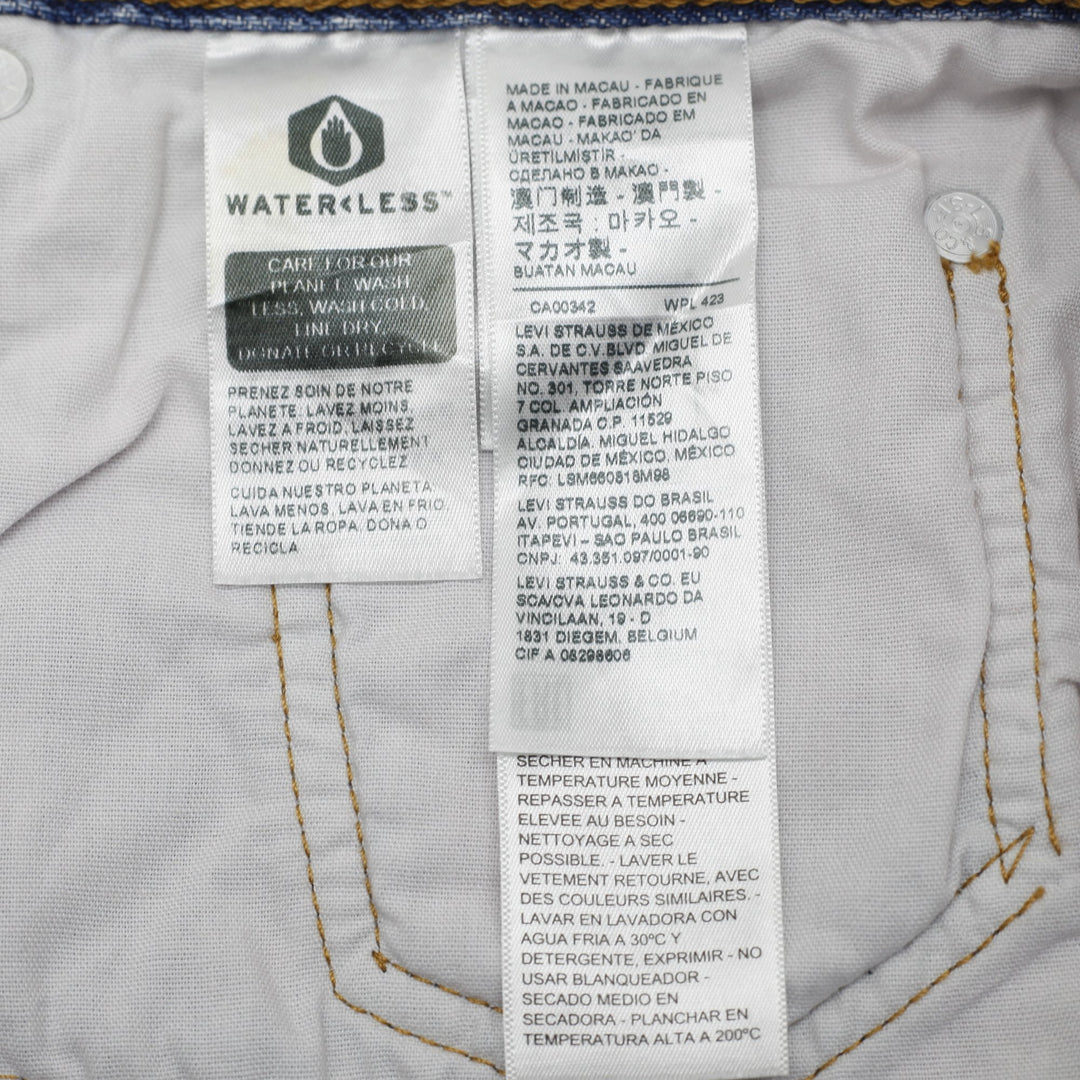 Ladies Levis 501 Water<Less Mid-Thigh High-Rise Denim Shorts Size W32