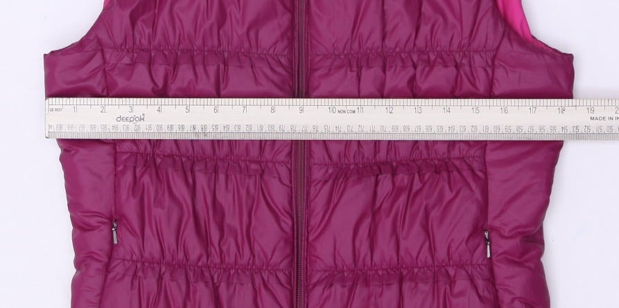 Ladies Patagonia Vest Pink Puffer Lightweight Polyester Size M | Migration_Vests - Detail View | Fashion Rerun