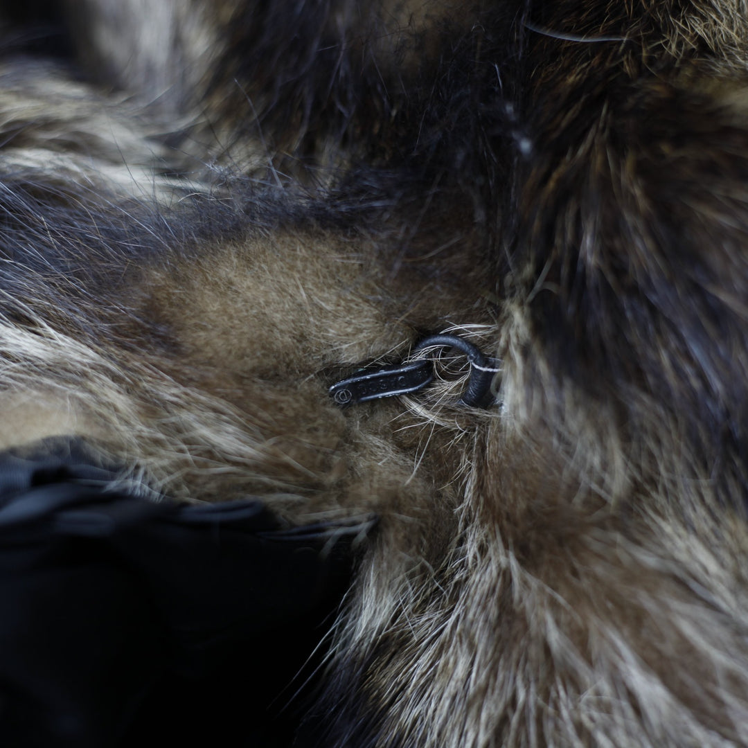 Authentic 1980s Mob Wife Aesthetic Long-Hair Genuine Raccoon Fur Coat