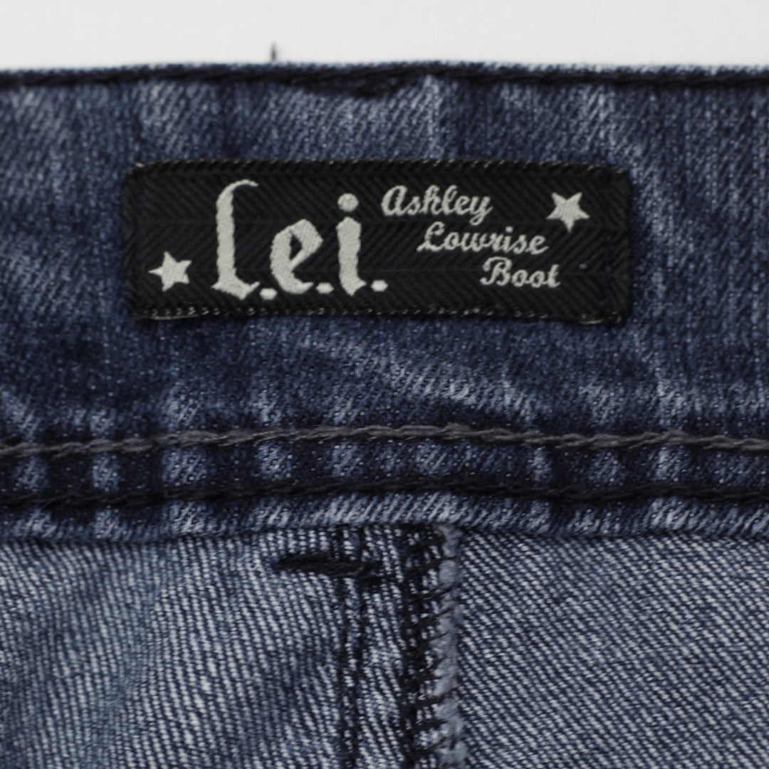 Y2K Ladies LEI Whiskered Thighs Front Pocket Detail Bootcut Jeans Size 13