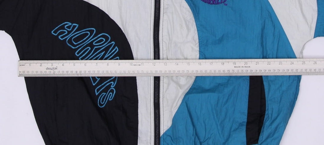 Vintage 1990s Pro Player Charlotte Hornets Full Zip Windbreaker Jacket M | Migration_Jackets - View 6 | Fashion Rerun