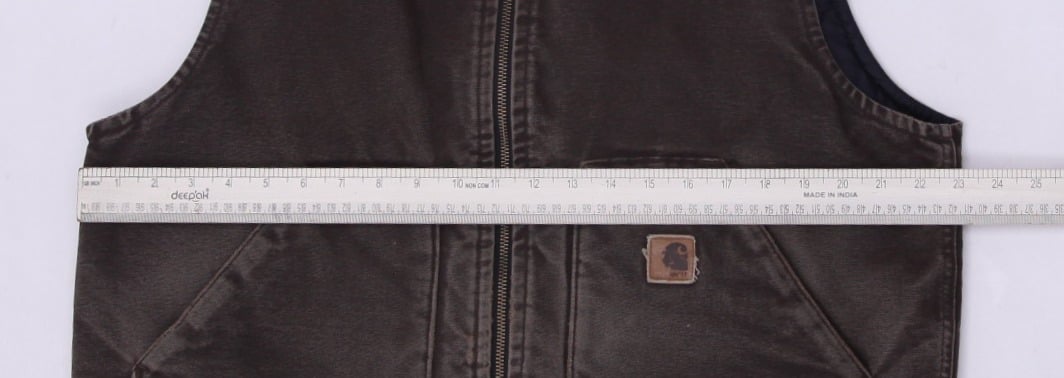 Vintage 90s Carhartt Quilt Lined Canvas Vest Made in USA Size L | Migration_Vests WW Collection - View 6 | Fashion Rerun