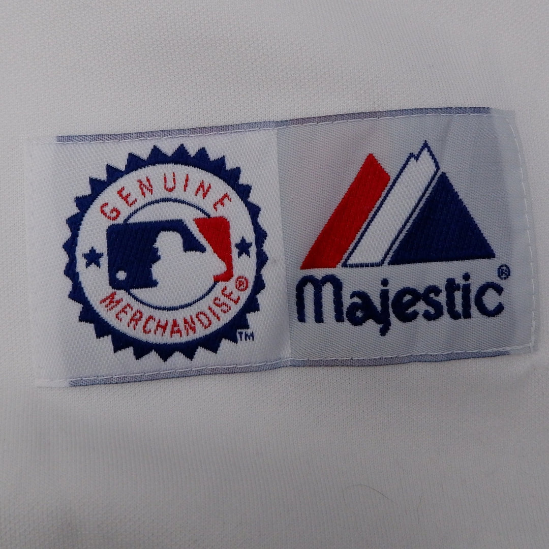 Vintage Majestic Johnson #3 Toronto Blue Jays Baseball Jersey | Migration_Jerseys UAENAT20 - Detail View | Fashion Rerun