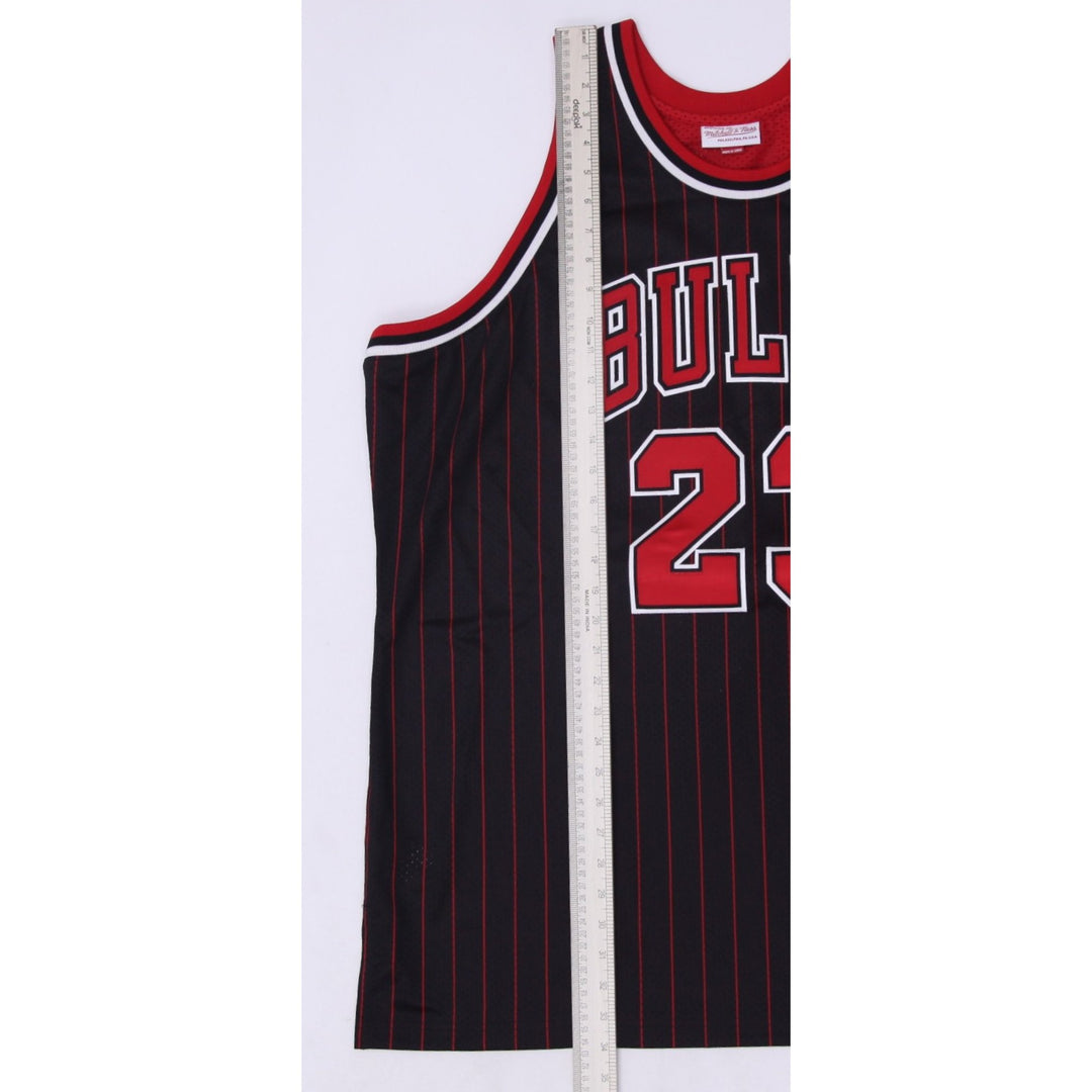 Mens Mitchell & Ness Jordan #23 Basketball Recreation Jersey Black Red Striped Size 2XL