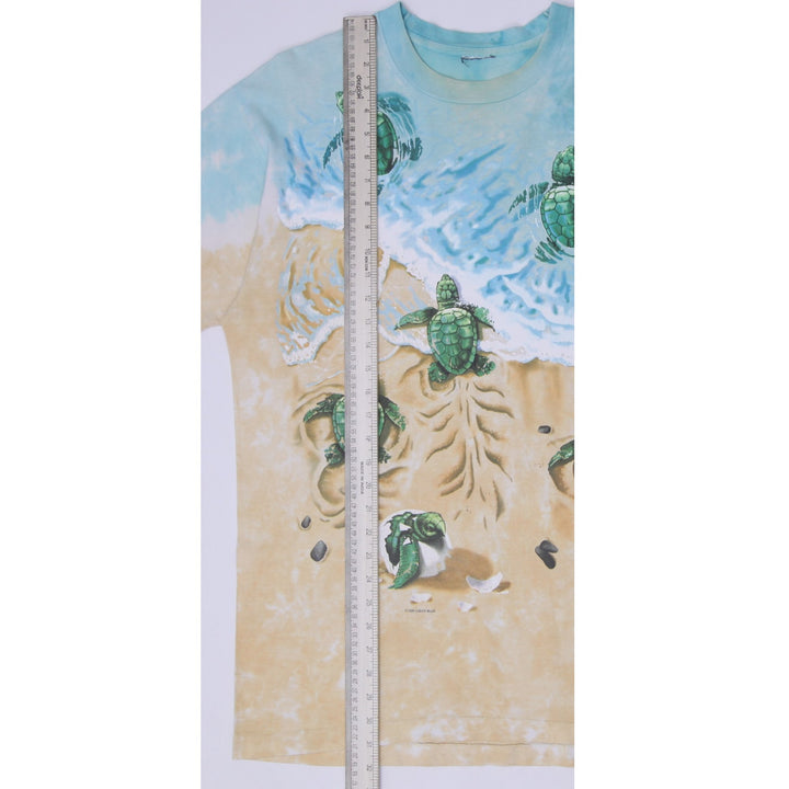 Vintage 90s Liquid Blue Sea Turtle Beach Tie Dye All Over Print Beach Scene T-Shirt Single Stitch
