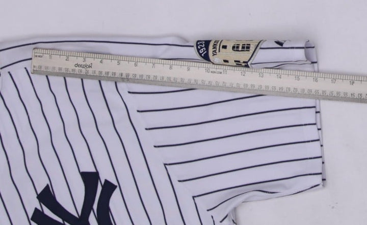 Mens 2009 Derek Jeter World Series Authentic New York Yankees Majestic Jersey | Migration_Jerseys - View 9 | Fashion Rerun