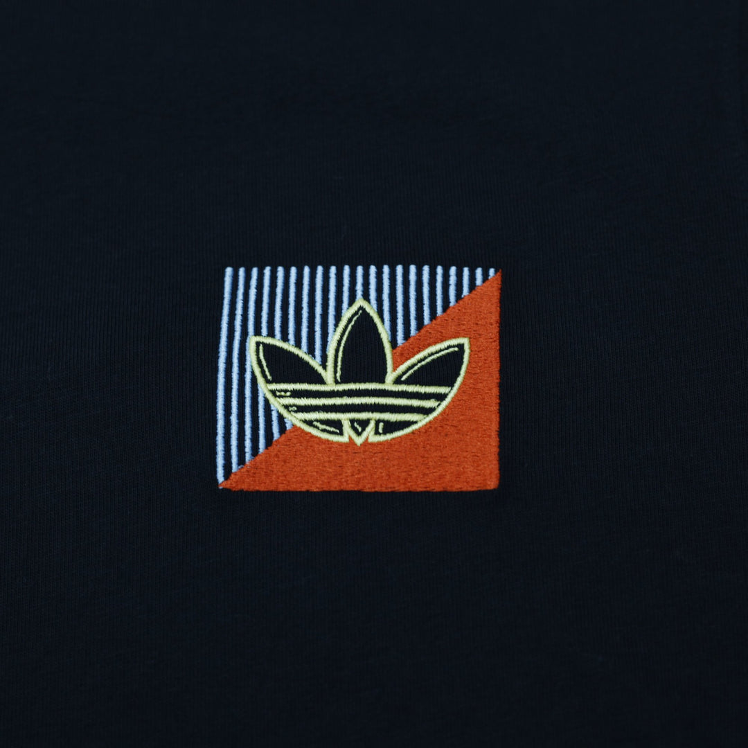 Mens Adidas Diagonal Embroidered Chest Patch Graphic T-Shirt Size M