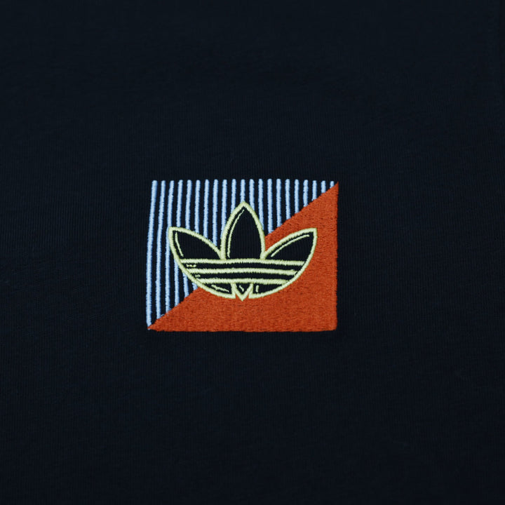 Mens Adidas Diagonal Embroidered Chest Patch Graphic T-Shirt Size M