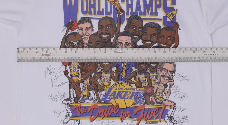 Vintage Los Angeles Lakers 1987 World Champs Cartoon Caricature Drawing T-Shirt Large Made In USA Single Stit | Fashion Rerun