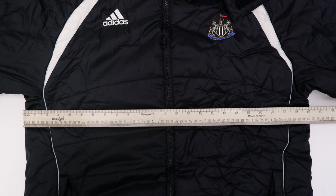 Vintage Mens Adidas Puffer Jacket Black Newcastle United Logo Hooded