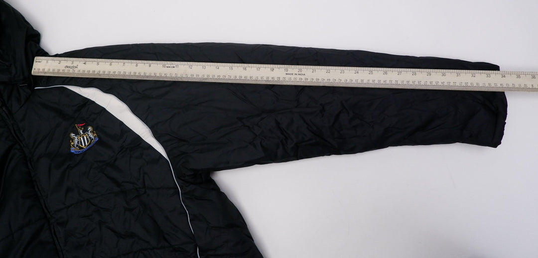 Vintage Mens Adidas Puffer Jacket Black Newcastle United Logo Hooded
