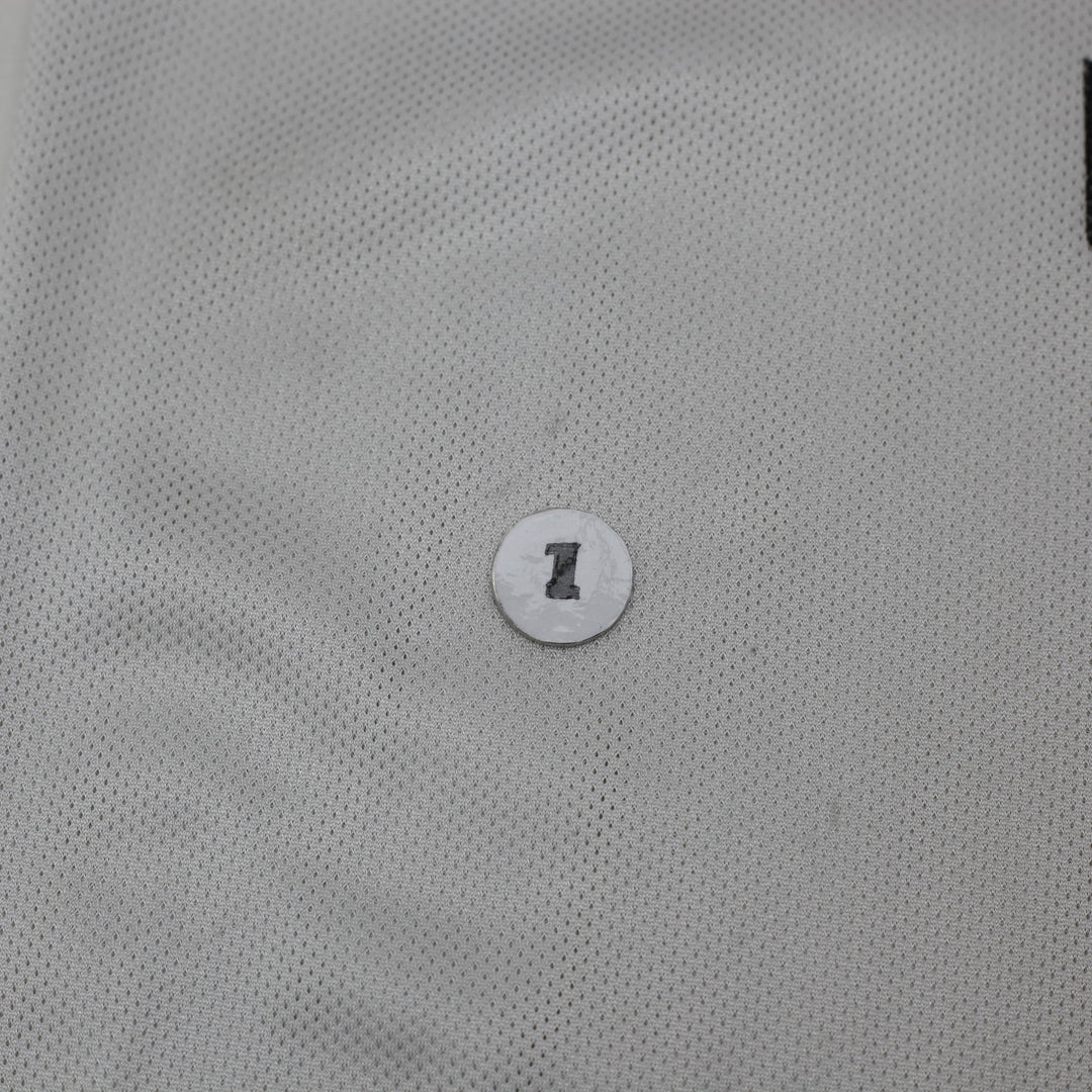 Vintage Champion Chicago Bulls Scottie Pippen #33 White Jersey Size 52 | Migration_Jerseys - View 6 | Fashion Rerun