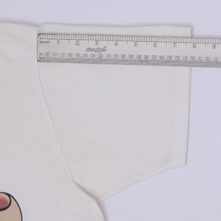 Vintage 90s Pepé Le Pew "Ze Keesing Bandit" T-Shirt Off-White Cream Graphic Single Stitch T-Shirt