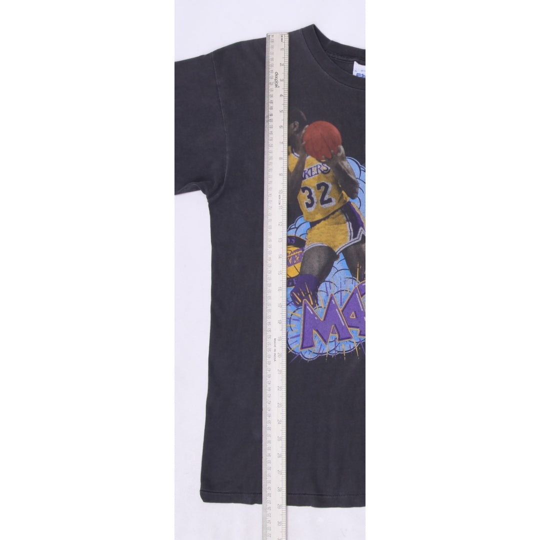 Vintage 90s Mens Salem L.A. Lakers Magic T-Shirt Made in USA Size XL | Migration_T-Shirts - View 8 | Fashion Rerun