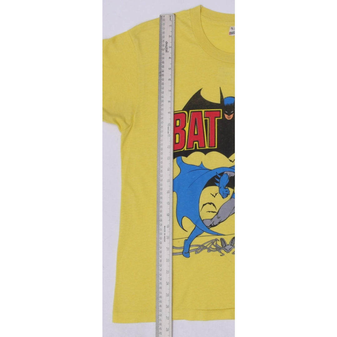 Vintage Screen Stars Batman T-Shirt Yellow Graphic 1988 DC Comics Made In USA XL Single Stitch