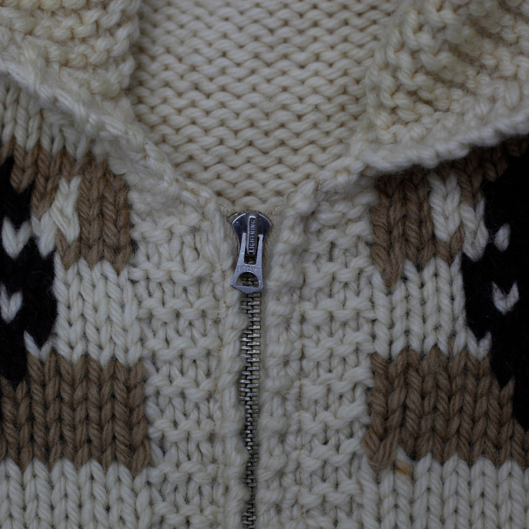 Vintage 1950s Cowichan Chunky Hand Knitted Zip Sweater Size XL | Migration_Knitwear & Sweaters - Detail View | Fashion Rerun